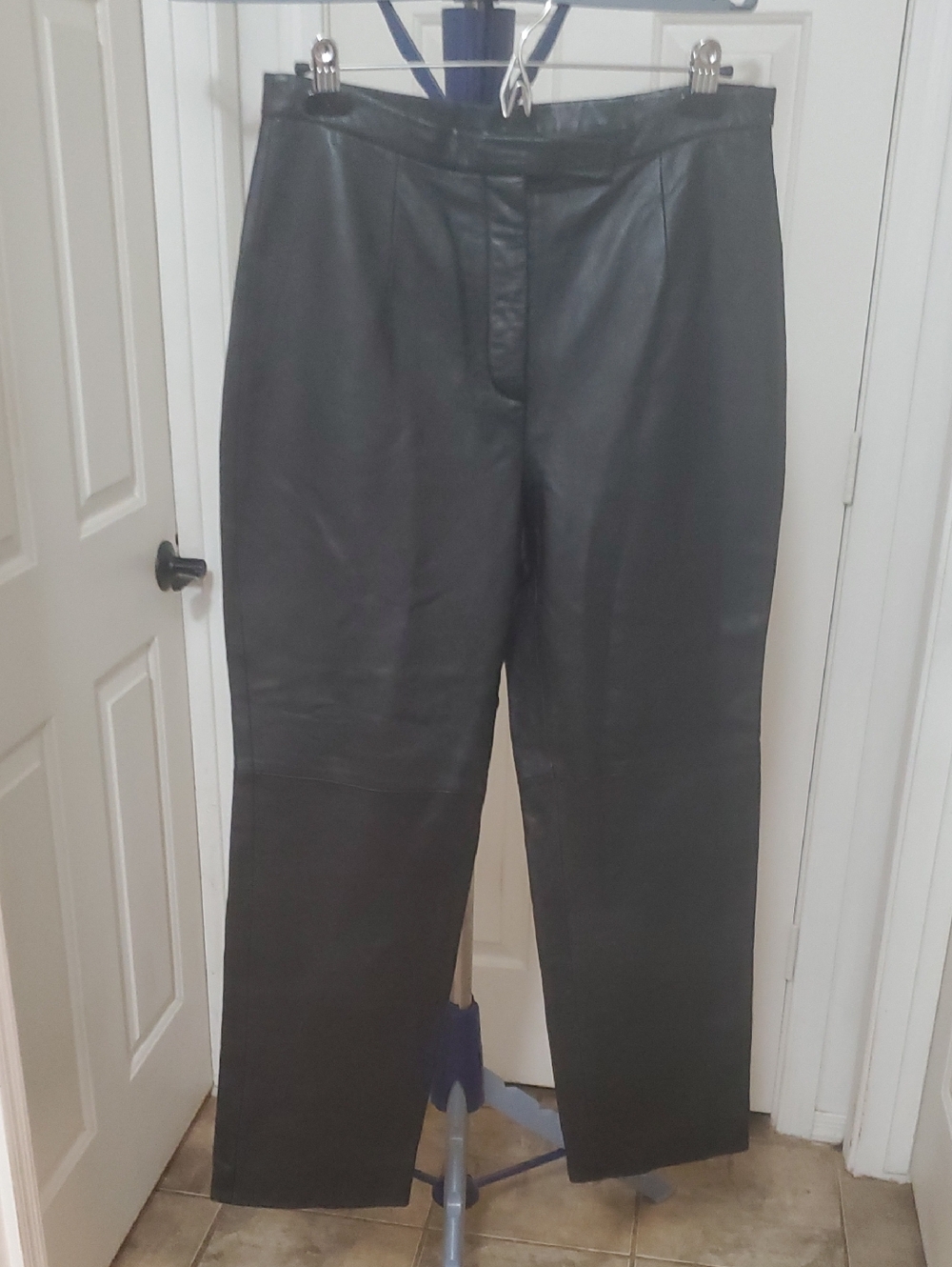 Jacqueline Ferrar Black Leather Pants
